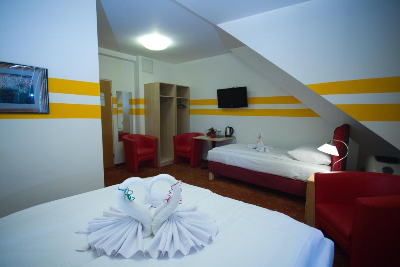 Hotel City Residence Wina Bagian luar foto