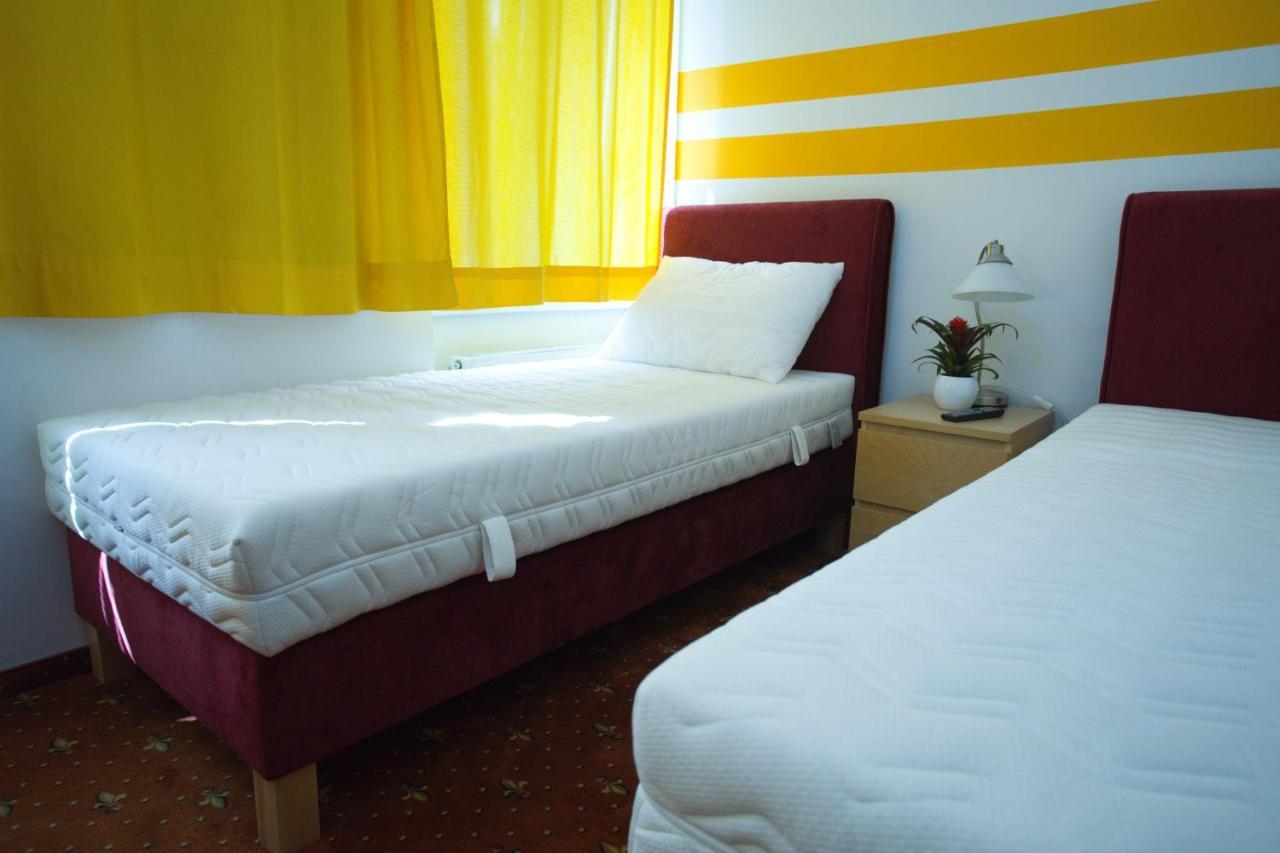 Hotel City Residence Wina Bagian luar foto
