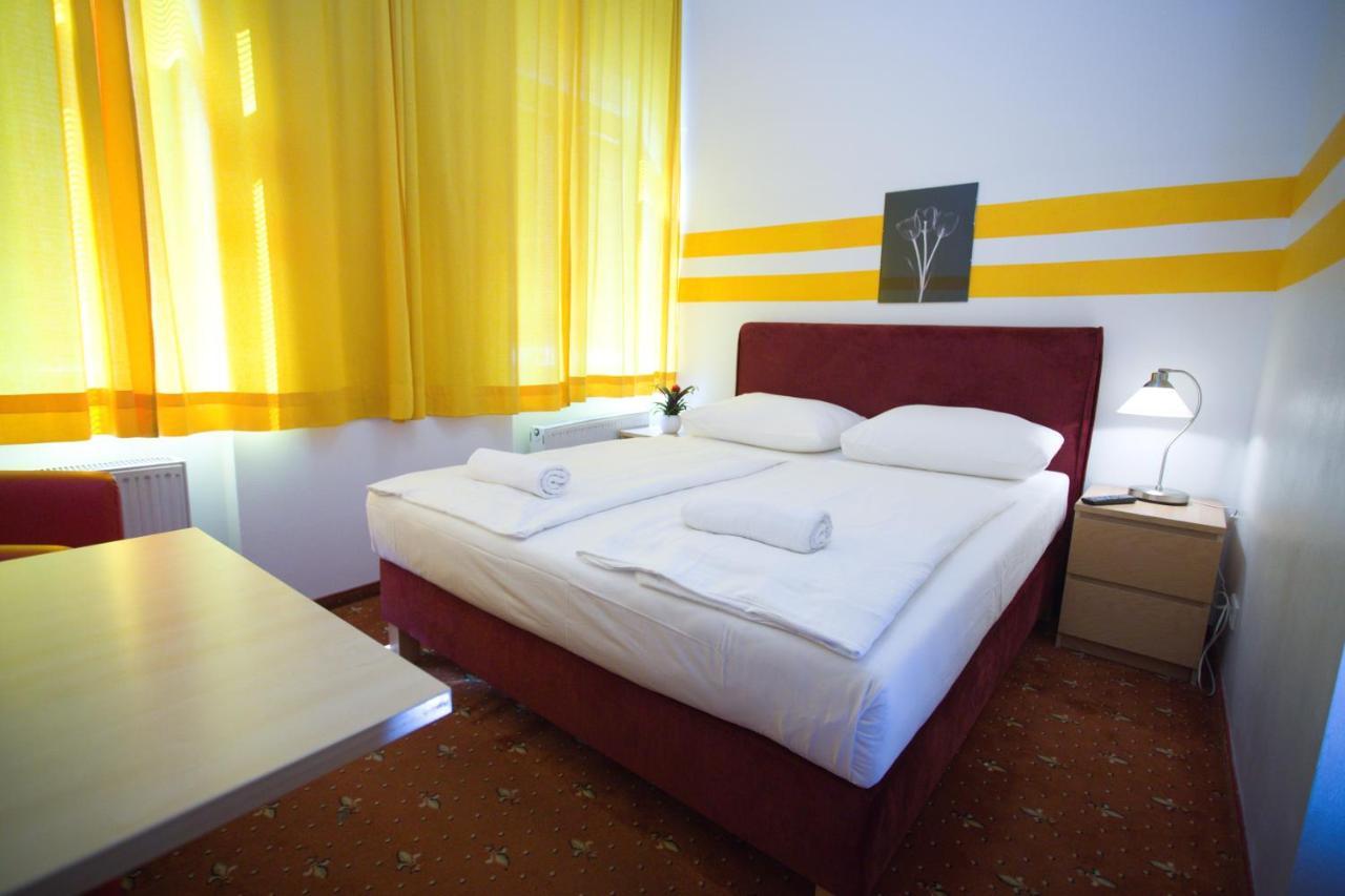 Hotel City Residence Wina Bagian luar foto