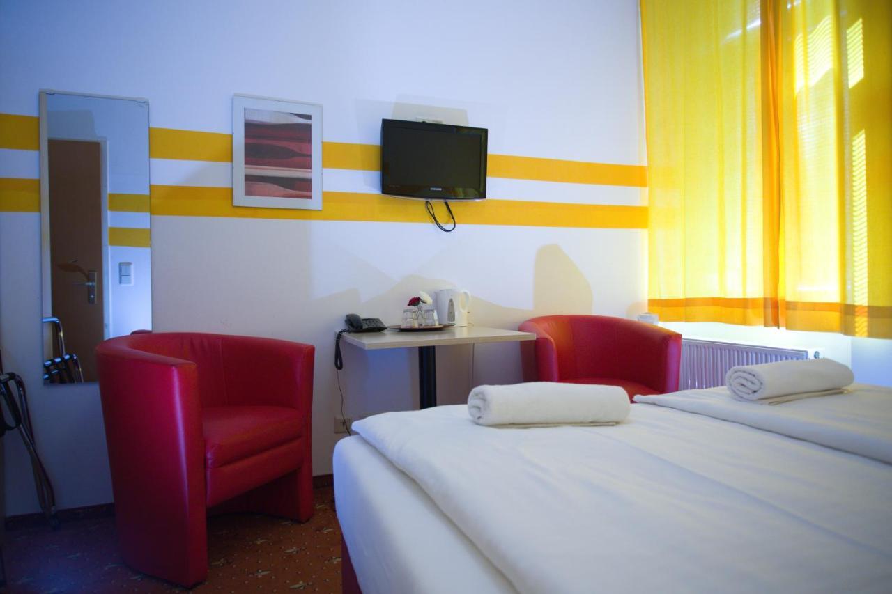 Hotel City Residence Wina Bagian luar foto