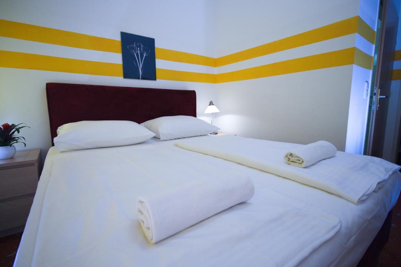 Hotel City Residence Wina Bagian luar foto