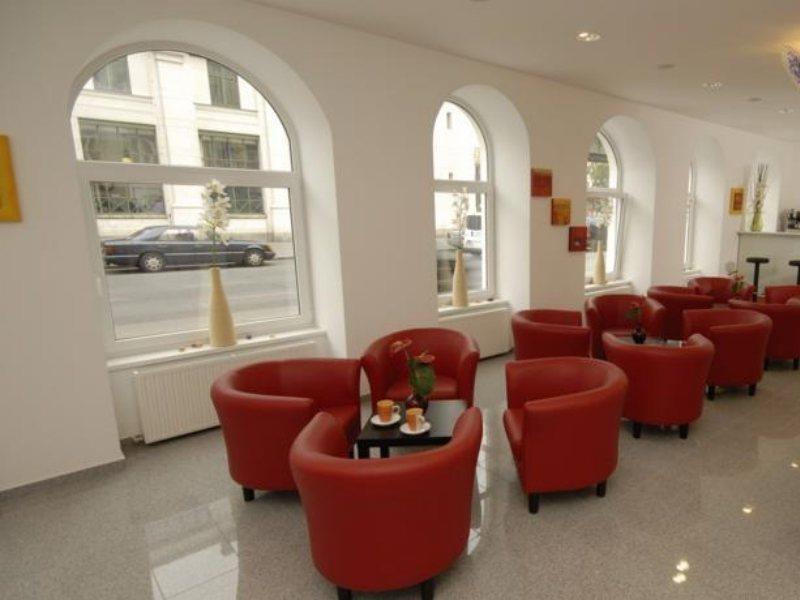 Hotel City Residence Wina Bagian luar foto